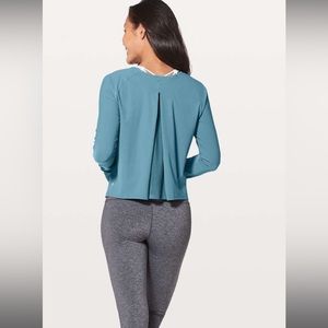 Lululemon Play Off The Pleats long sleeve great condition